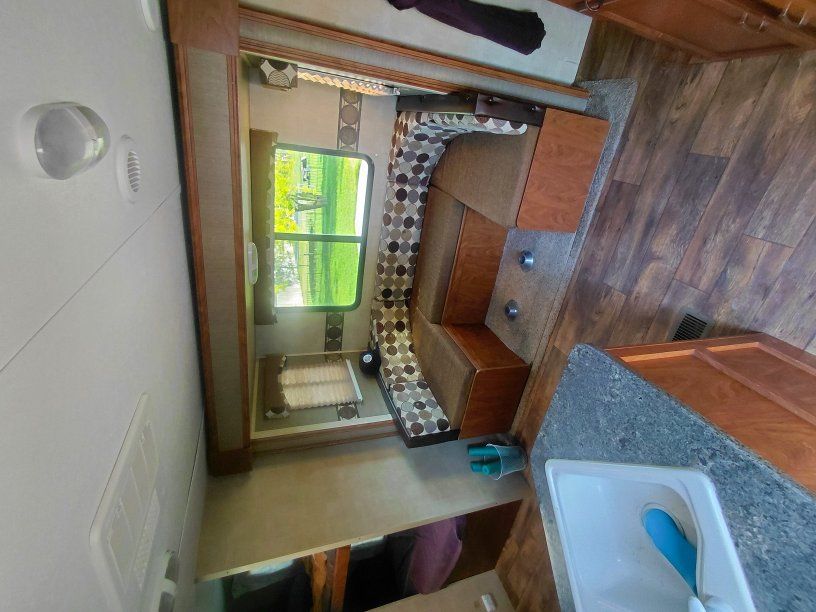 Main image 8