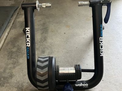 Wahoo KICKR SNAP Smart Bike Trainer - Use with Zwift, TrainerRoad, and other indoor cycling apps!