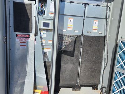 Eaton EV Charging Station Power Cabinet 480VAC 3-Phase 400VDC 1000A 91C5670G05
