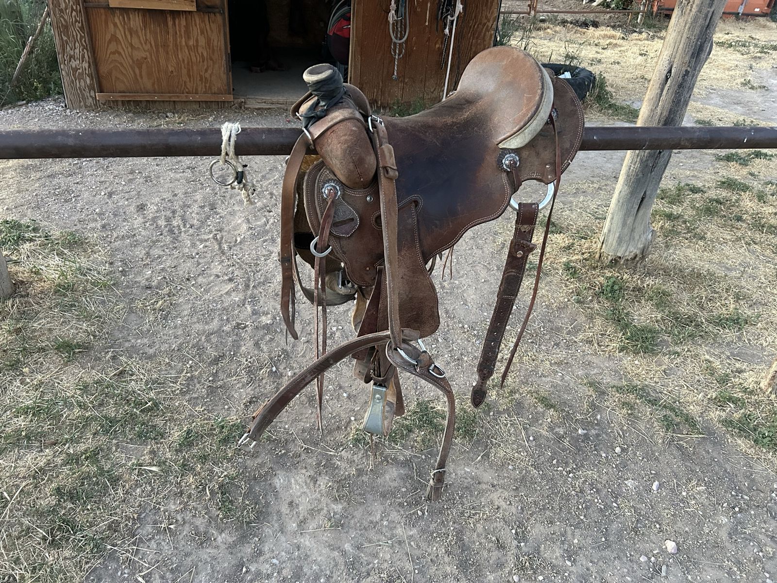 NRS team roping saddle