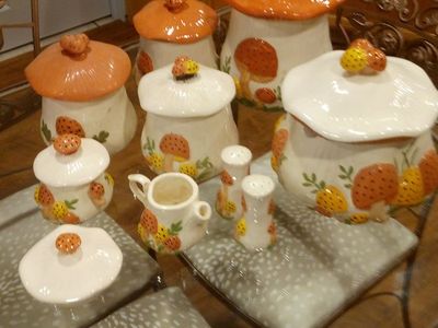 Vintage 9 piece Mushroom Ceramic Jars