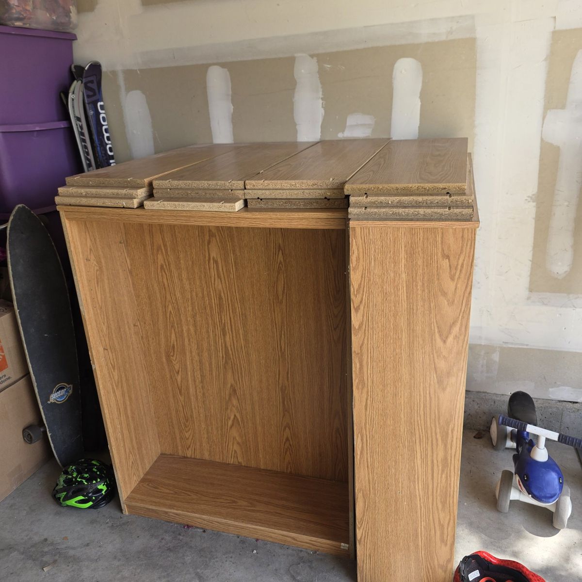 Shelves-Interior-Adjustable