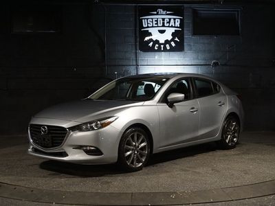2018 MAZDA MAZDA3 Touring