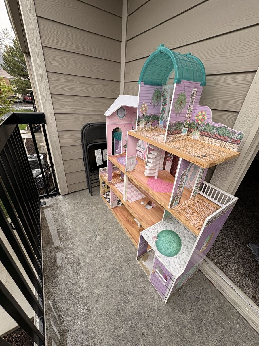 Doll House