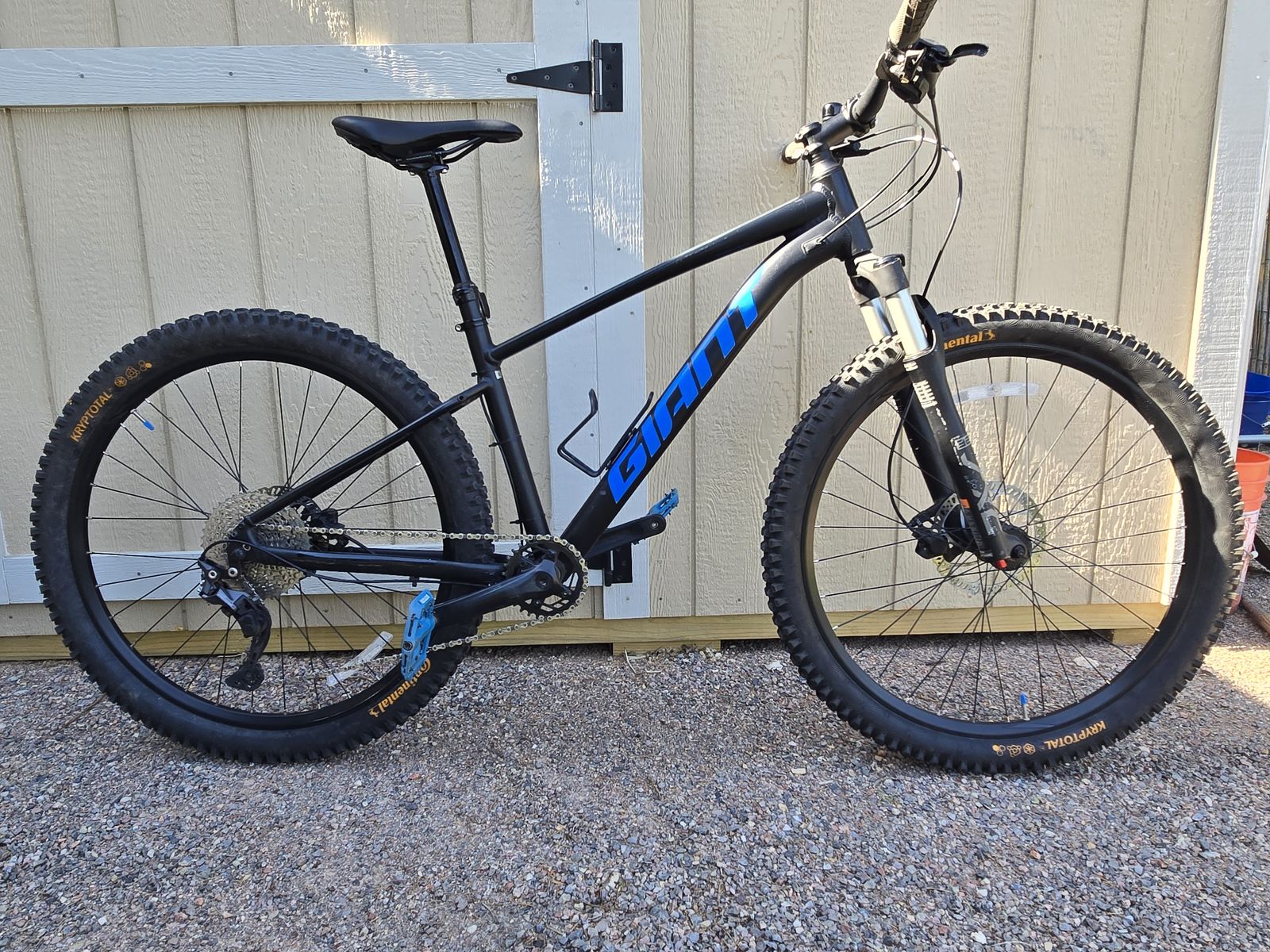 2022 Giant Talon size Small