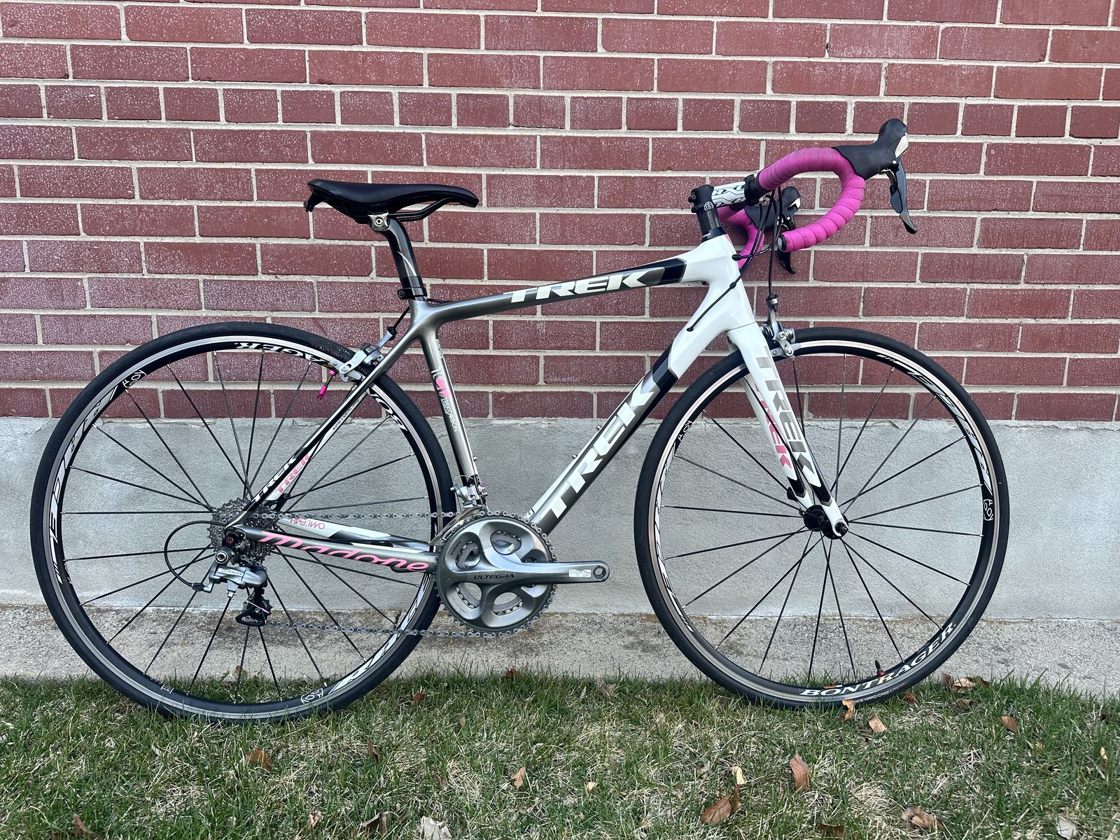 Trek Madone 5.2 Carbon Road Bike