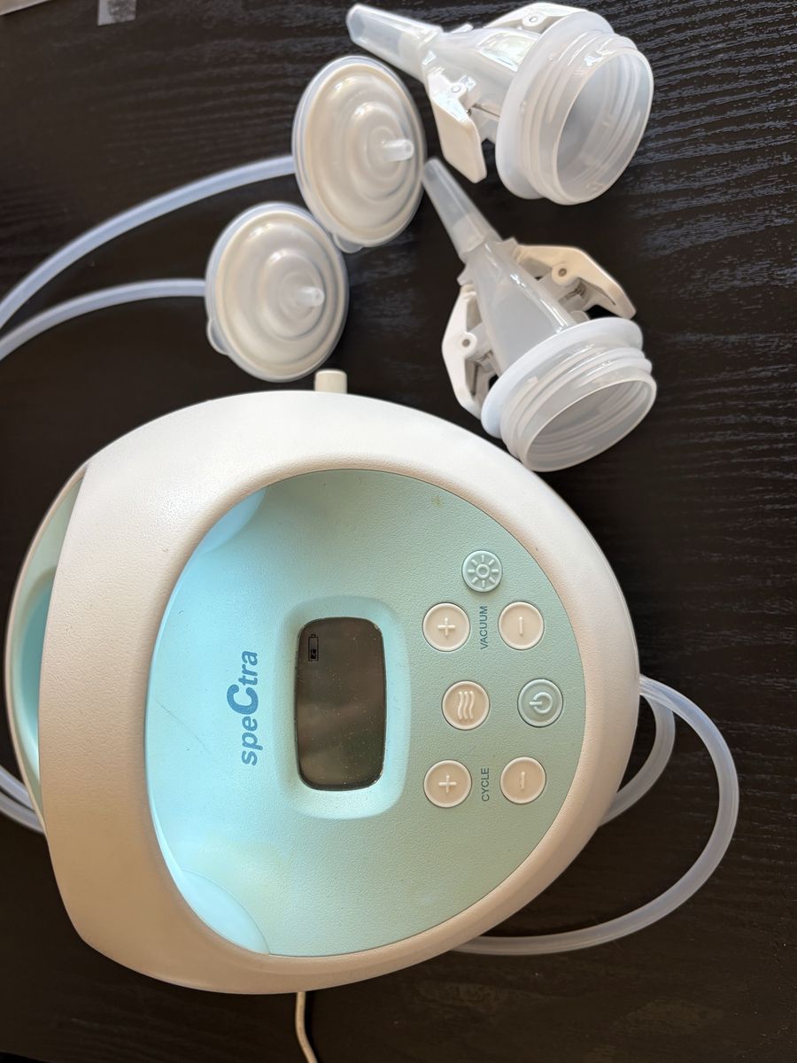 Breast pump