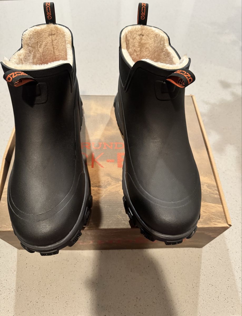 OBO* Grundens Deck Boss Fleece Lined Ankle Boots Black New With Box