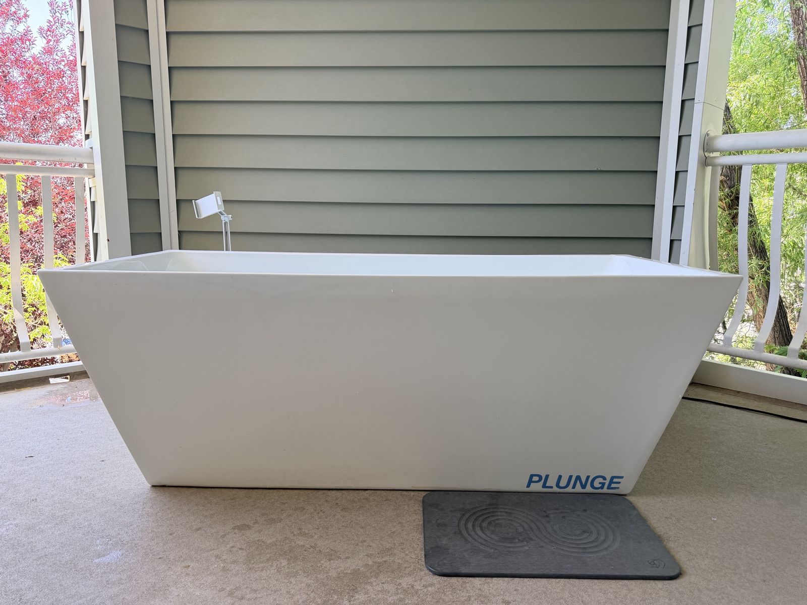 Plunge XL Cold Plunge w/ Chiller, Cover & Water Care Supplies – Cooling Works Exceptionally Well – Modular Setup – $4,700 OBO