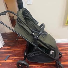 Toddler/baby "Mompush" Brand Stroller with reversable seat (collapsible)