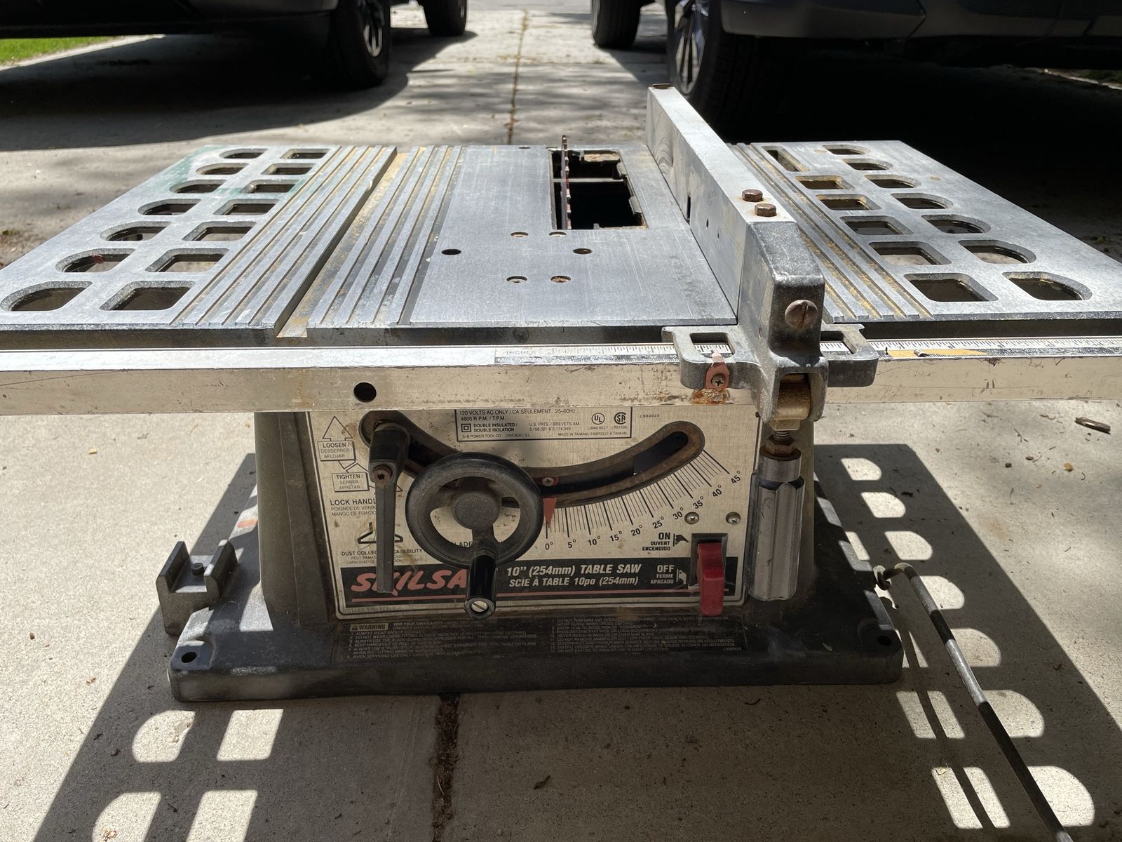 Bench top Table Saw