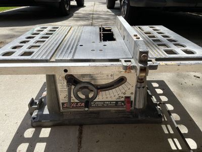 Bench top Table Saw