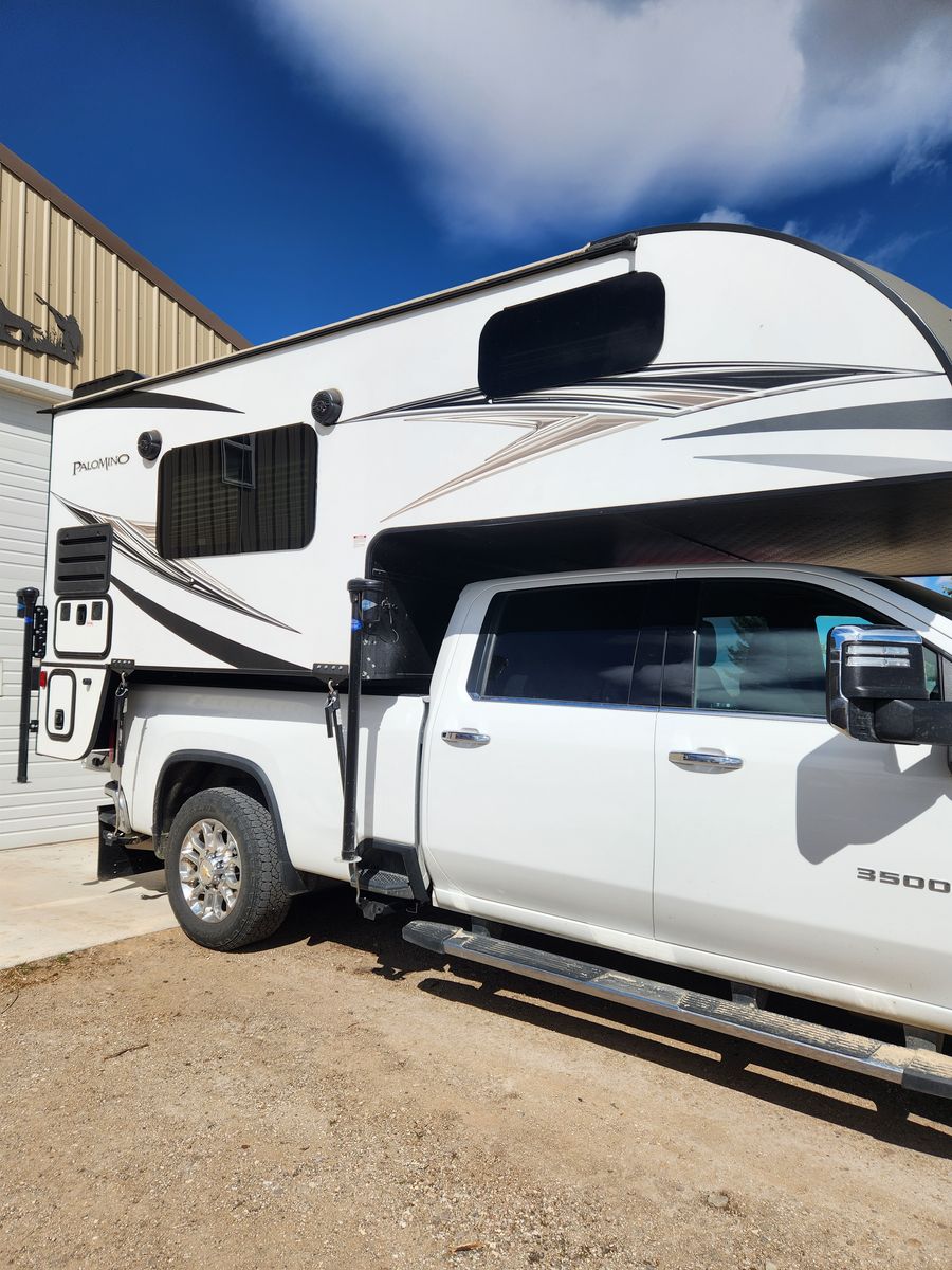 2020 Cabover truck camper - Palomino