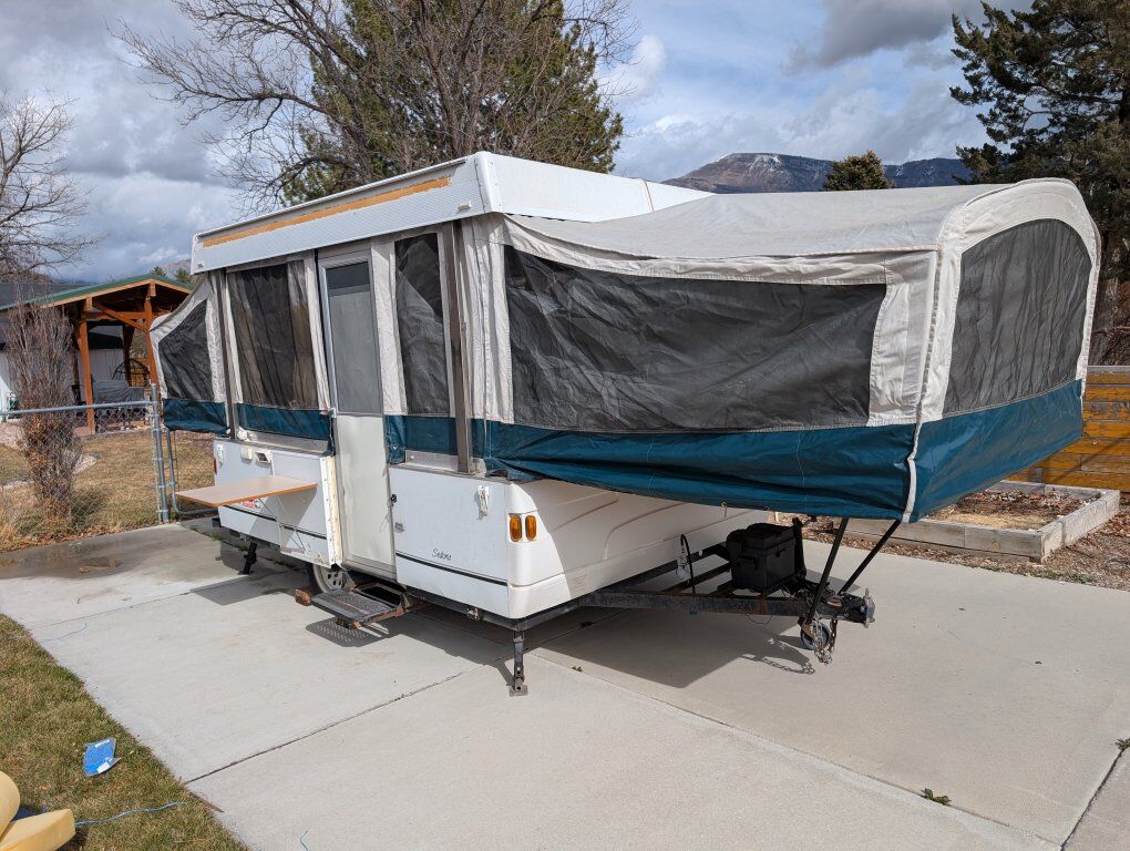 2002 Coleman Sedona Tent Trailer