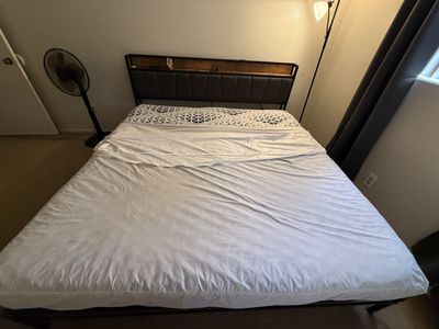 King Size 11-inch Sleepy's Hybrid Firm Mattress