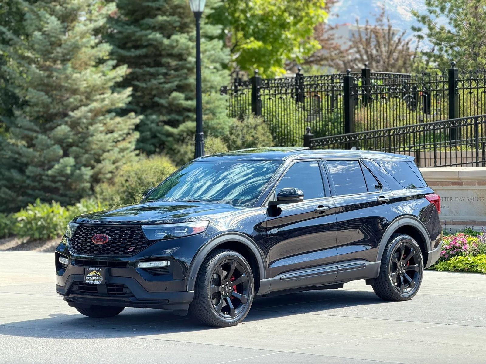 2021 Ford Explorer ST