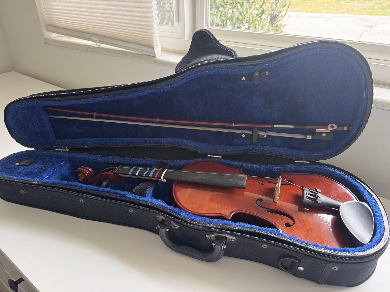 1/2 Size Violin With Case And Bow-reduced!