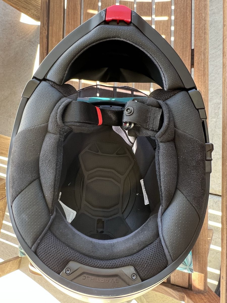 Main image 7