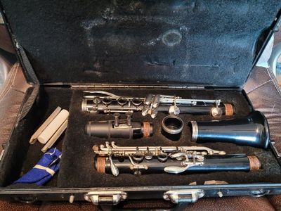 Vito Clarinet with Warranty