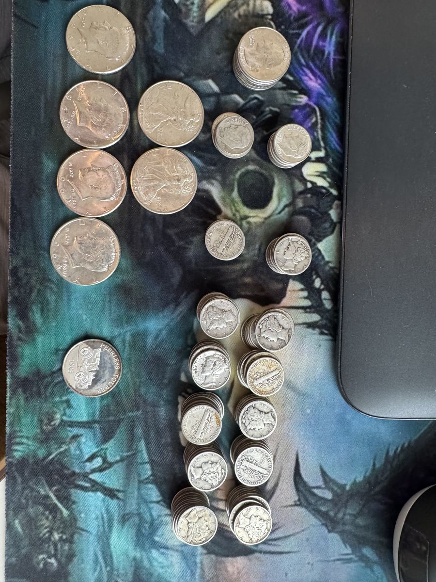 Lot of 131 silver dimes, 8 silver quarters and 2 Liberty half dollars