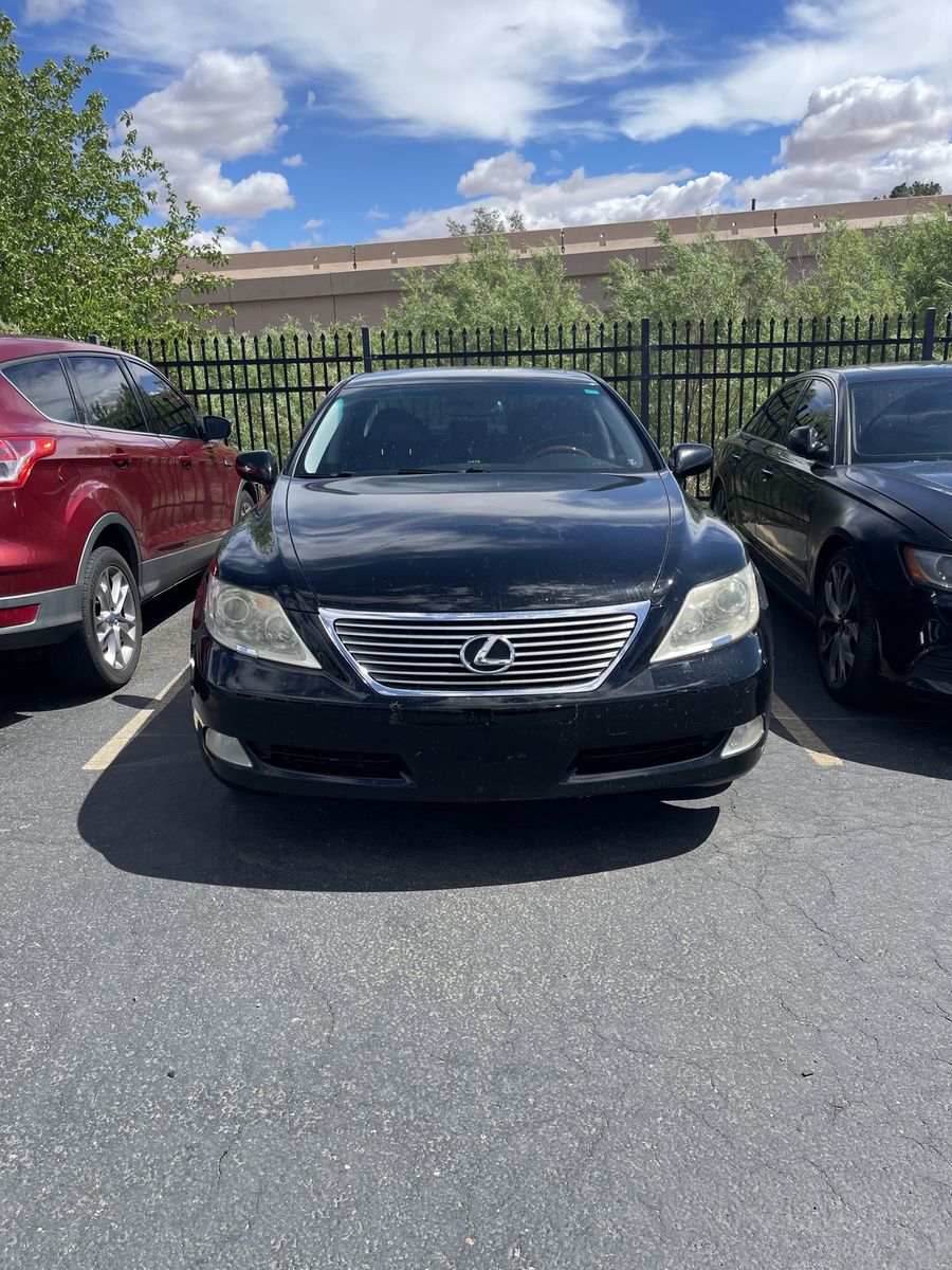 2007 Lexus LS 460