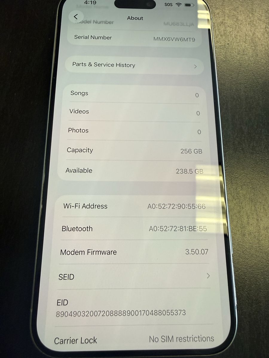 iPhone 15 Pro Max - UNLOCKED - 256GB - Natural Titanium - Great Condition