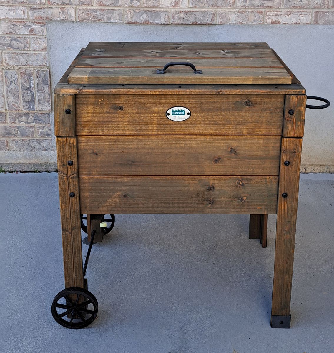 Backyard Discovery Outdoor Patio Cooler Wood & Iron Exterior (86.5 Qt Capacity)
