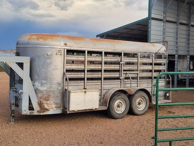 Horse/stock trailer