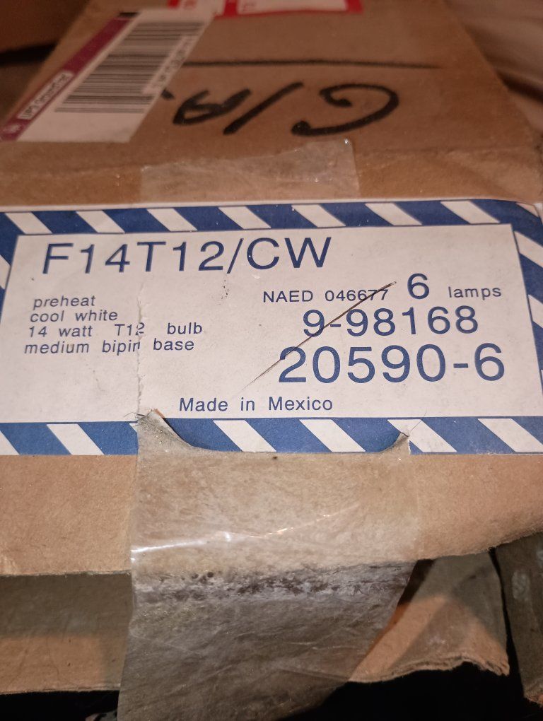 F14T12/CW T12 14 Watt Cool White Medium Bipin Base Fluorescent Light Bulbs (6-pack)