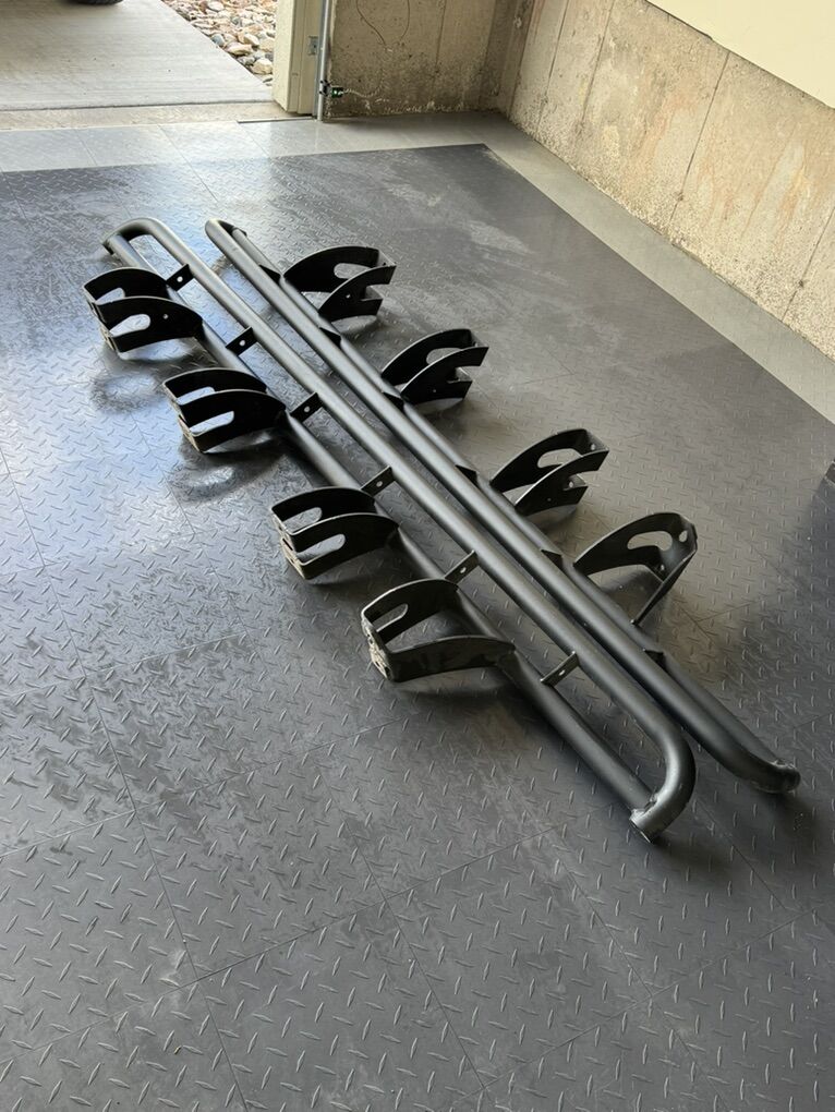 Rock Sliders (tundra trd Pro)