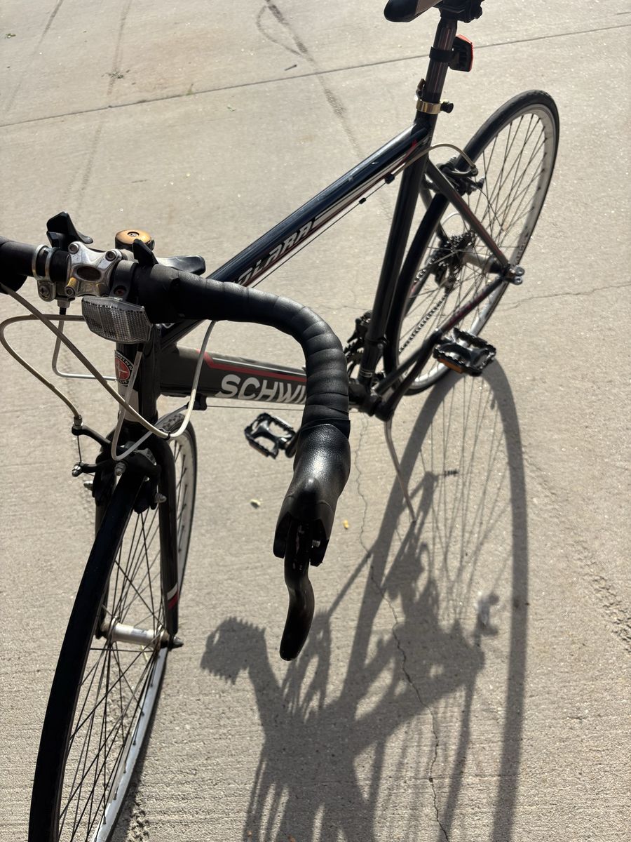 Schwinn solarra road bike