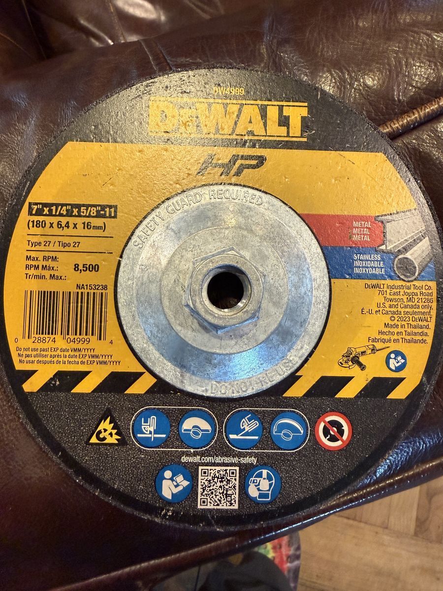Dewalt Metal Grinding wheel or disc 7" DW4999