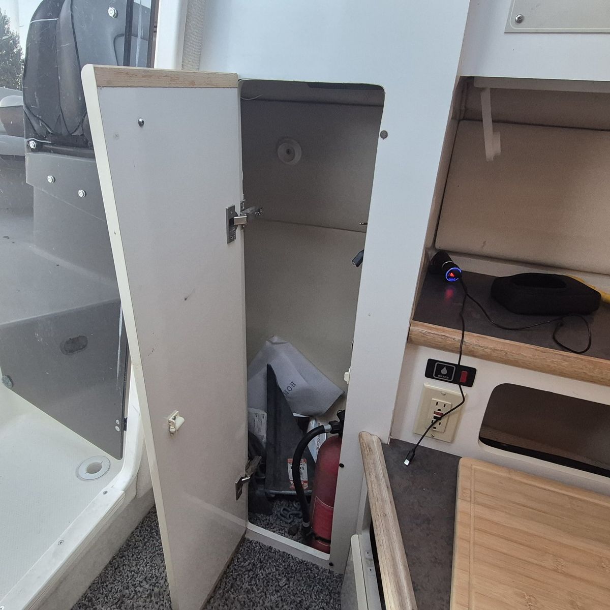 Main image 24