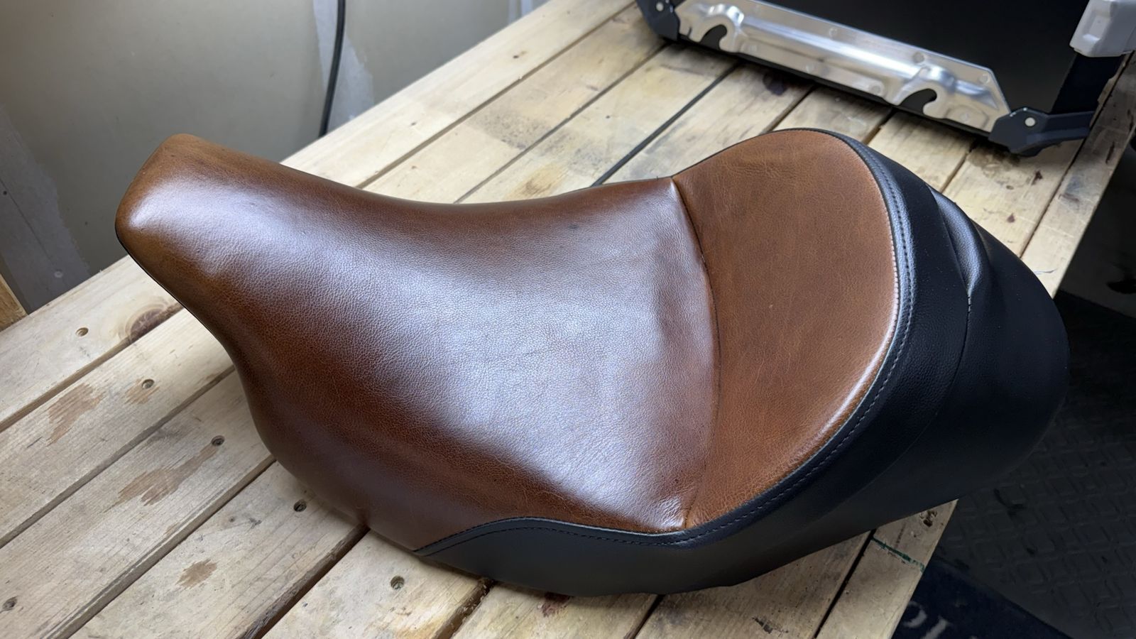 Real Leather Solo Seat By Saddleman for Harley-Davidson