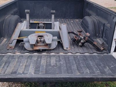 Fifth Wheel Trailer Hitch