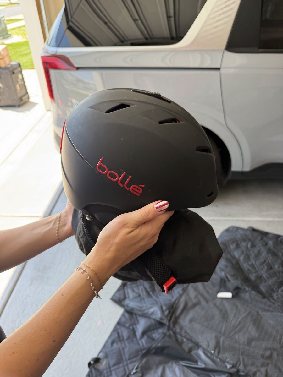 Bolle snowboard helmet with goggles size small
