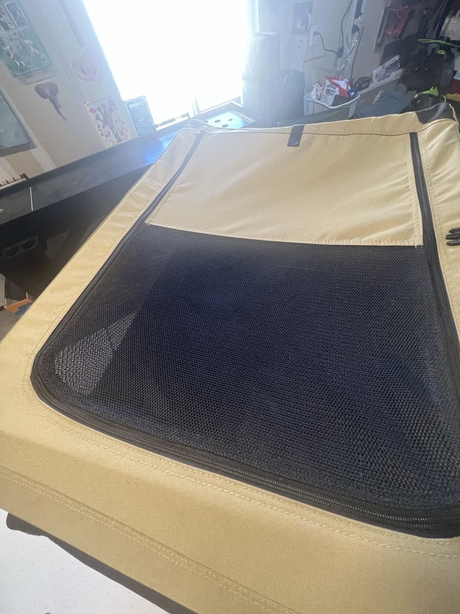 Dog crate