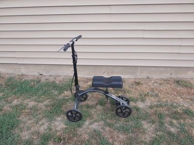 Like New Drive Knee Scooter Walker