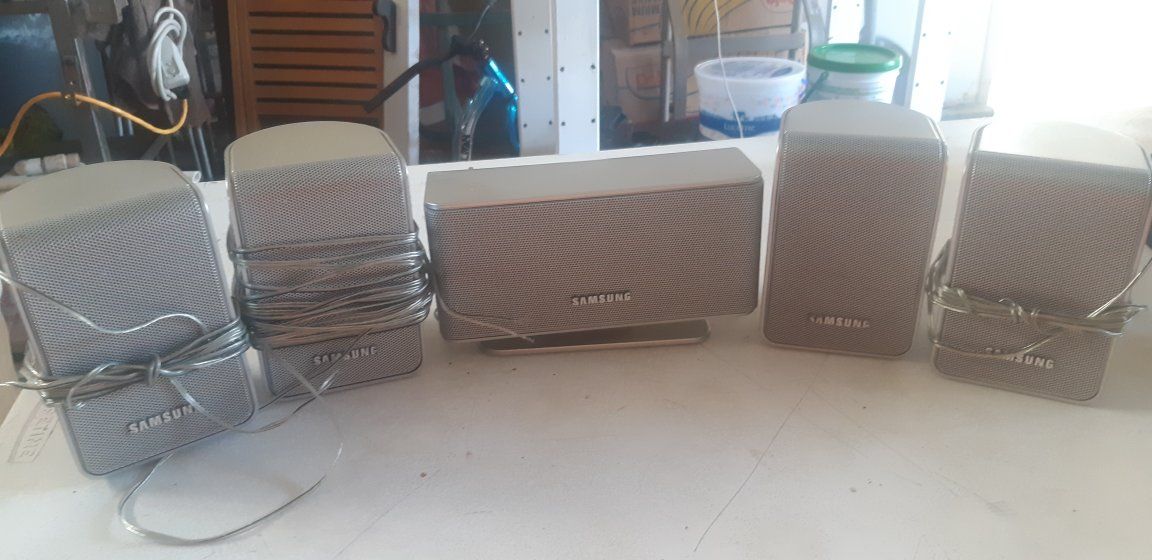 speakers