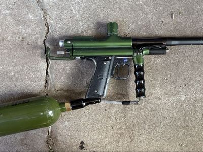 Worr Game Products WGP Autococker Paintball Marker with Co2 Tank - Green