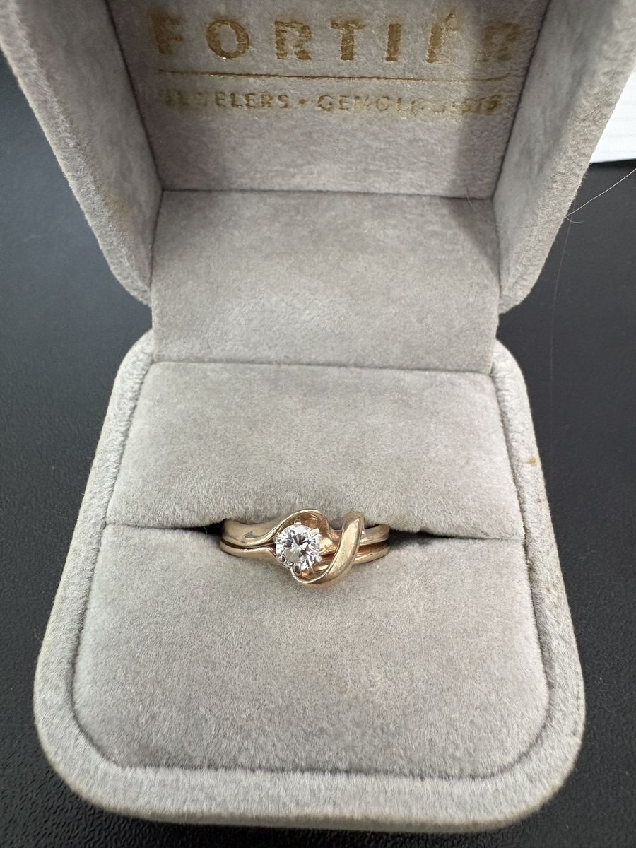 Diamond ring 