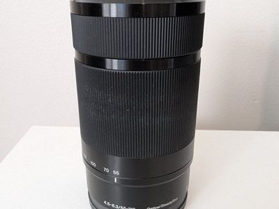 Sony 55-210 4.5-6.3