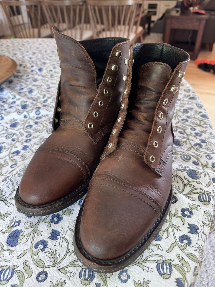 Thursday boot club men’s 7.5 captain adobe