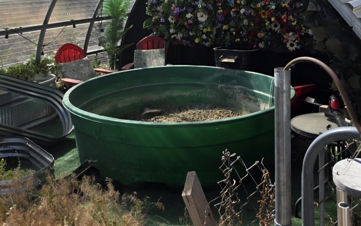 700 gal stock tank