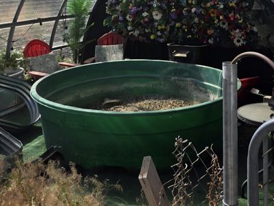 700 gal stock tank