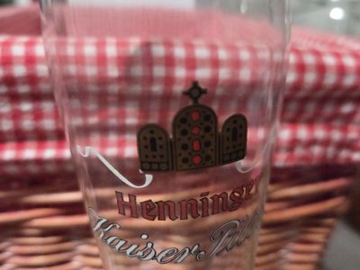 Vintage gold rimmed Henniger Kaiser Germany.25 L Pilsner stemmed glass
