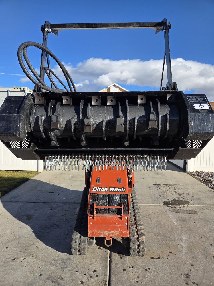 GIYI Mini Skid Steer Mulcher