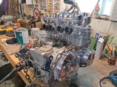 83-84 Kawasaki KZ1100 engine core