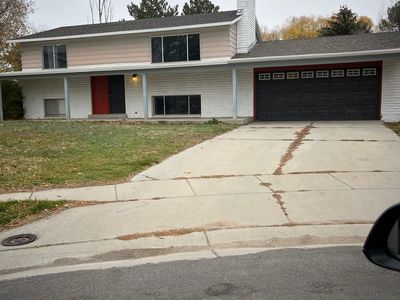 East Sandy Ski Room for Rent – $700/Month | Near Snowbird & Alta