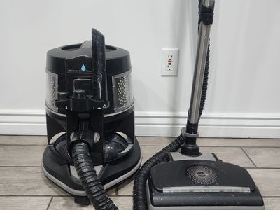 RAINBOW E2 TYPE 12 BLACK CANISTER VACUUM CLEANER & ATTACHMENTS WORKS GREAT CLEAN AND WELL MADE